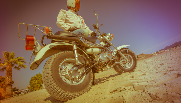 lamotoclassic TEST Suzuki VanVan Le Cowboy devenu Plagiste