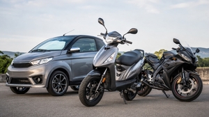 Moto, scooter, voiture sans permis : comment choisir une assurance adaptée à son véhicule ?