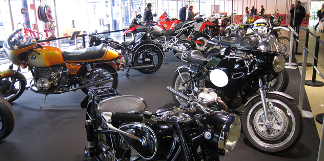 Salon Moto Legende, l'histoire en forme !