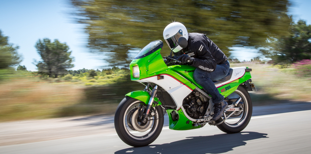 Kawasaki KR250 : En tandem avec Kork !