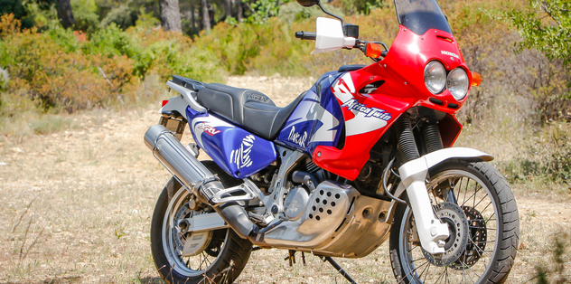 Honda Africa Twin 750 : le Dakar au quotidien?