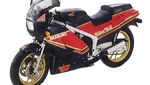 Le top 10 des motos à avoir dans une collection : ici, une Suzuki RG 500 Wolf