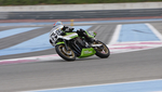 La Kawasaki avec, au guidon, Patricia Audebert, la seule fille de cette European CLasssic Série.