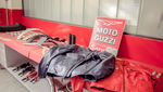 Moto Guzzi Garage, ce sont aussi des équipements pour le pilote et une gamme de vêtements lifestyle.