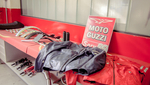 Moto Guzzi Garage, ce sont aussi des équipements pour le pilote et une gamme de vêtements lifestyle. Moto Guzzi Garage, ce sont aussi des équipements pour le pilote et une gamme de vêtements lifestyle.